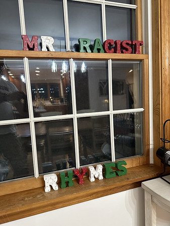 Photos